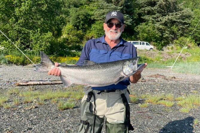 3 Hour Fishing Experience/Class in Juneau - Guides and the feel of the instruction