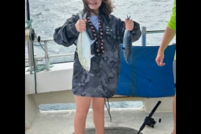 3-Hour Fishing Trip in Waikiki - Diamond Head State Monument from offshore