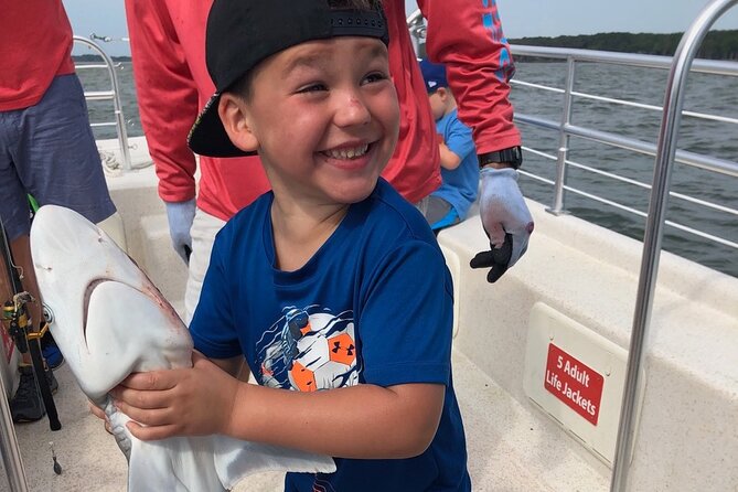 3 Hour Inshore Shark Fishing Trip in Hilton Head Island - Wildlife along Broad Creek and Calibogue Sound