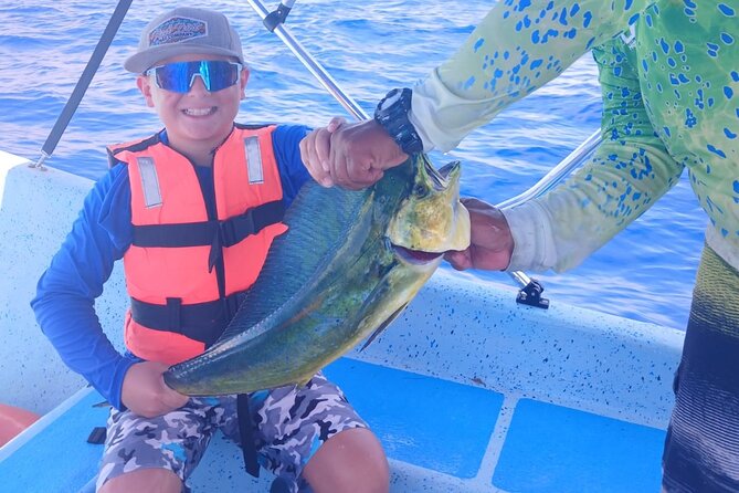 3 Hours Private Sport Fishing in Costa Maya - A closer look at the good and bad possibilities