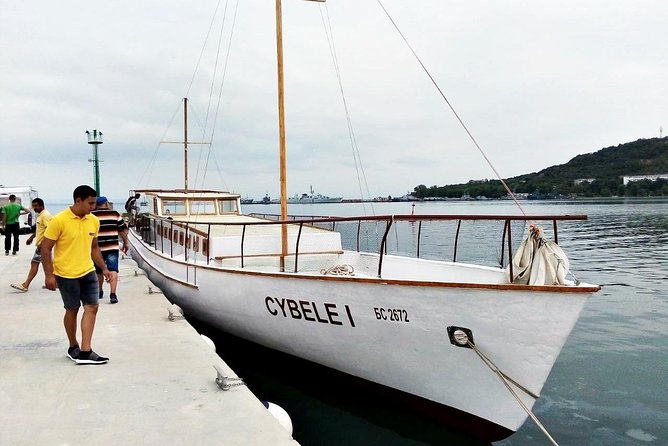 4-hour Boat Trip with Fishing, Lunch and Unlimited Drinks in Nessebar - Ravda and the quieter middle stretch