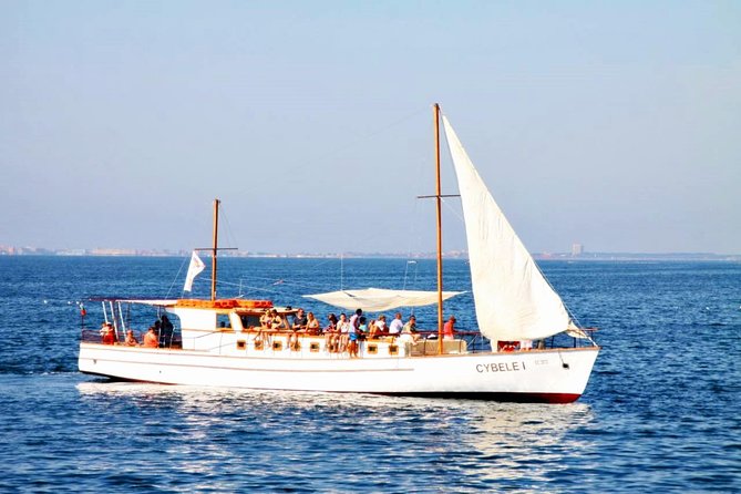 4-hour Boat Trip with Fishing, Lunch and Unlimited Drinks in Nessebar - Leaving from Old Nessebar