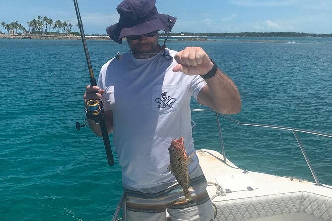 4-Hour Fishing Charter in Nassau - A private boat instead of a fixed Nassau schedule
