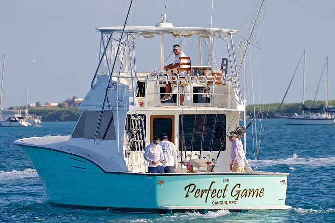 4 Hours Luxury Fishing Adventure - Who should book the four-hour version