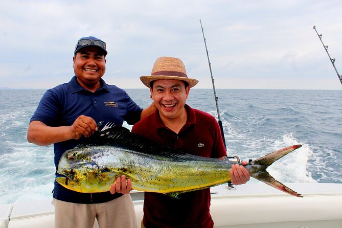 8 Hours Private Sport Fishing Charter Trip in Cabo San Lucas - Breakfast, custom food, and the practical value of privacy