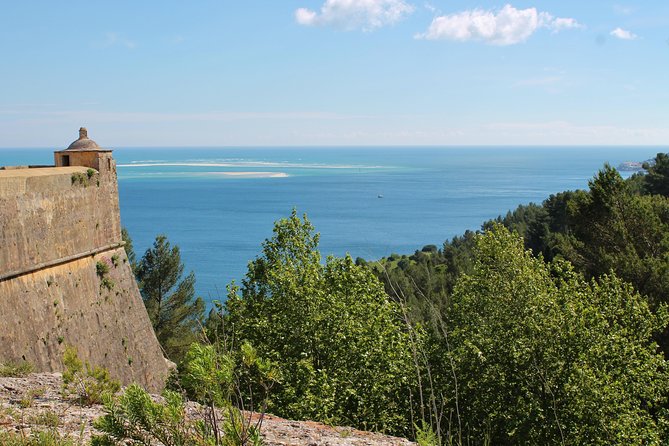A Day of Tastes, Views & Heritage, tour from Lisbon - From Lisbon to the Arrábida viewpoints