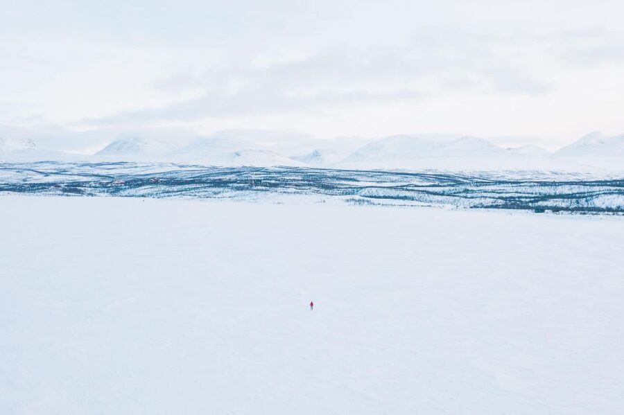 Abisko: Lake Torneträsk Arctic Ice Fishing Trip - Meeting in Abisko Östra at 9:15