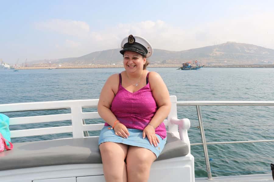 Agadir: 4-Hour Boat Trip with Fishing, BBQ & Swim - The crew, languages, and atmosphere