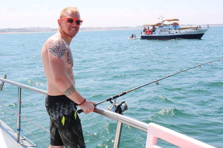 Agadir Ocean Adventure: Fishing and BBQ Boat Trip - Service, languages, and comfort onboard
