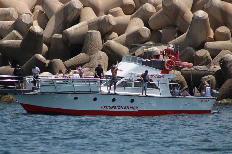 Agadir or taghazout: 4-Hour Fishing,BBQ & Swim,Free Pick-Up - The onboard BBQ and Moroccan-style lunch