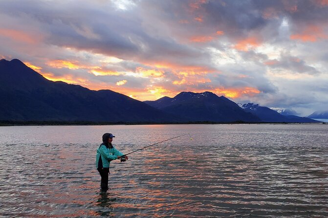 Alaskan Salmon 8-Hour Fishing Experience - A fresh salmon lunch, when conditions allow