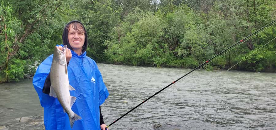 Anchorage: Full-day guided salmon fishing with Hotel Pickup - The ride back to Anchorage