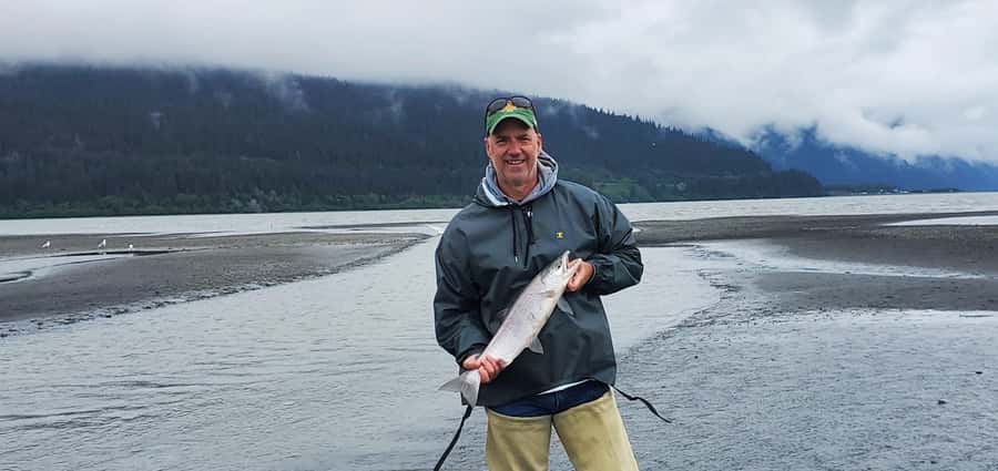 Anchorage: Full-day guided salmon fishing with Hotel Pickup - Who will get the most from this trip?