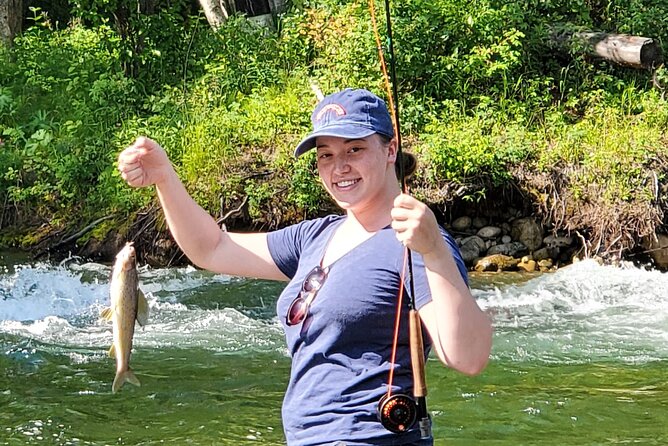 Anchorage Guided Fly-fishing with transportation - Key points at a glance