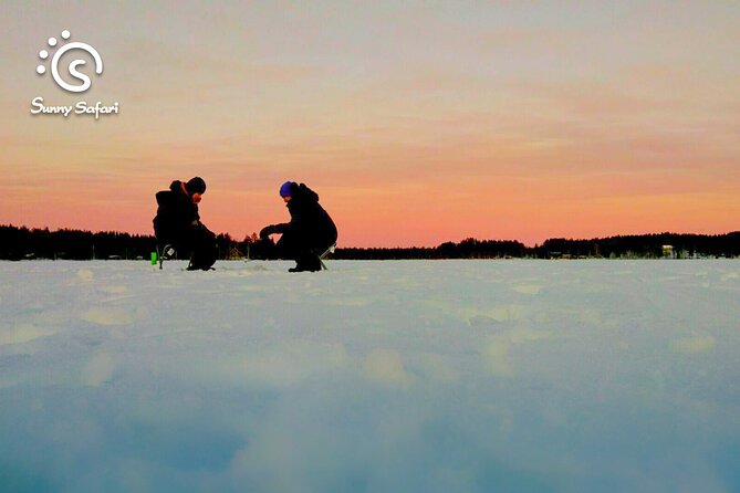 Arctic Ice Fishing by Snowshoe - Getting comfortable in snowshoes