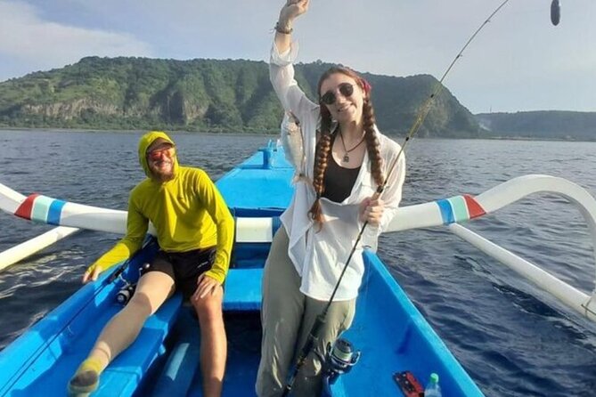 Bali: Fishing trip & Blue Lagoon Snorkeling with Lunch - Fishing from a traditional boat
