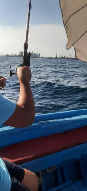 Bari: Fishing experience aboard an authentic fishing boat - Starting beside Teatro Margherita