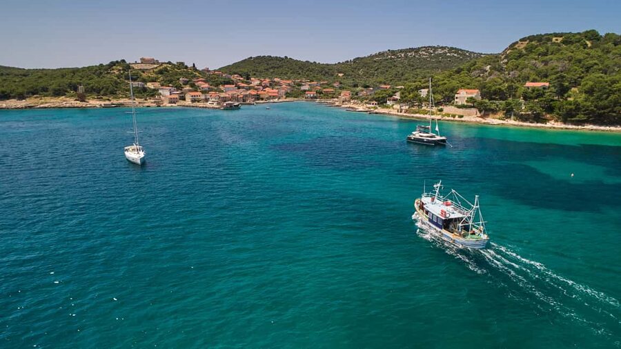 Biograd: Authentic Family friendly Fishing tour in Croatia. - Lunch made from your catch