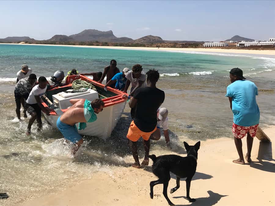 Boa Vista Island: Fishing with local fishermen - Fishing the Atlantic with Boa Vista locals