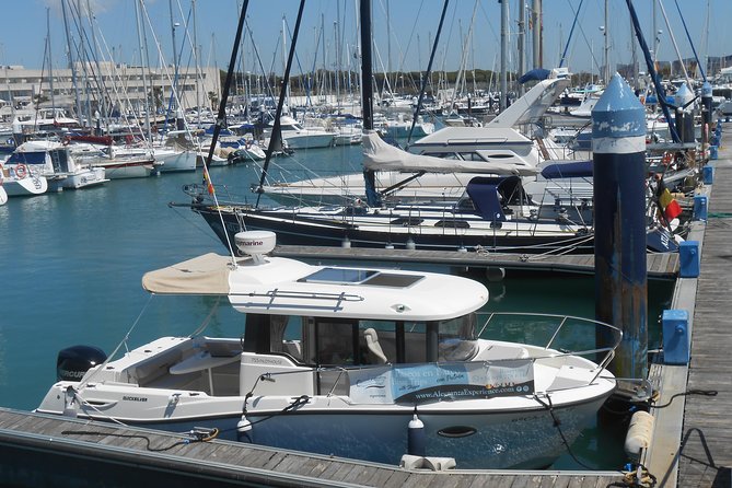 Boat and fishing trips in the Cadiz bay - What the skipper adds to the day