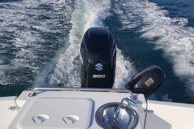 Boat fishing, boat tours, boat party - A private boat for up to 12 people