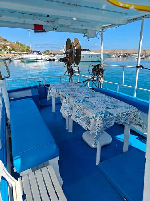 Cefalù: boat trip with fishing, coastal tour, snorkeling, and lunch on board - Reading the coast during the 30-minute cruise