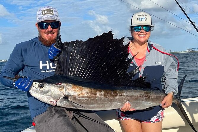 Deep sea fishing charters in Fort Lauderdale aboard 52' Hatteras - Shark rods and the search for something large