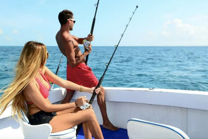 Deep Sea Fishing Dubai - Fishing Trip on Boat - Bottom fishing or trolling in the Persian Gulf
