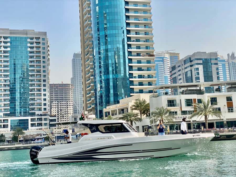Dubai: 4-Hour Deep-Sea Fishing Cruise - Leaving Dubai Marina for open water