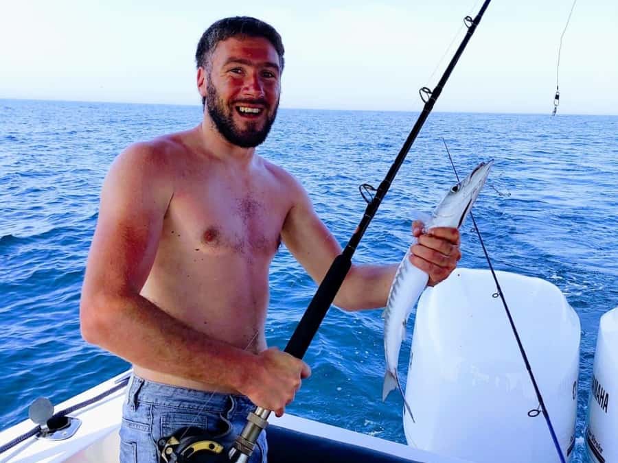 Dubai: 4-Hour Deep Sea Fishing, Trolling, Casting - Meeting at Dubai Marina Walk