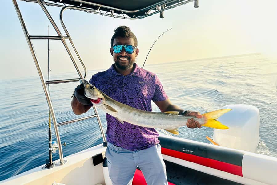 Dubai: 4-Hour Deep Sea Fishing, Trolling, Casting - Atlantis, Burj Al Arab, and JBR from the water