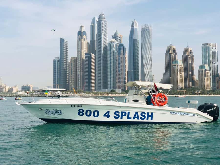 Dubai: 5 Hours Deep Sea Fishing - Fishing near The World Islands or Jebel Ali Port