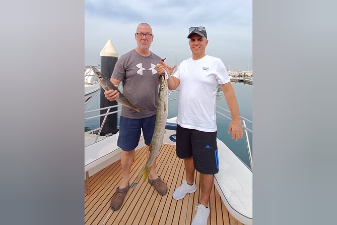 Dubai Deep Sea Fishing 4 hours + BBQ of Catch - How the private format affects the value