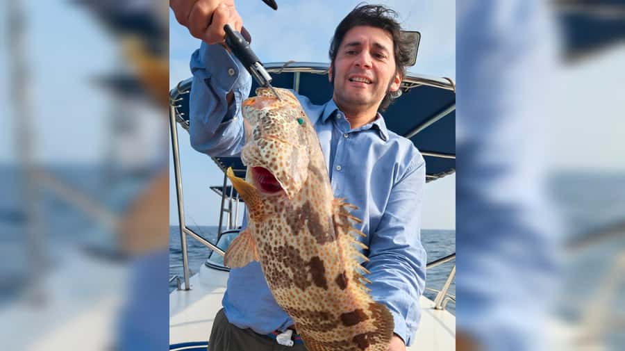 Dubai: Private Deep Sea Fishing Trip with BBQ of Catch - Is four hours enough, or should you book six?