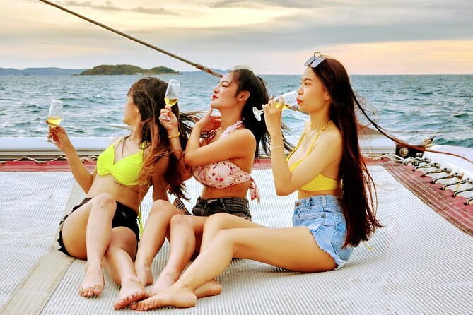 Exclusive Squid Fishing on Chic Floating Café from Pattaya - Is $19.04 good value?
