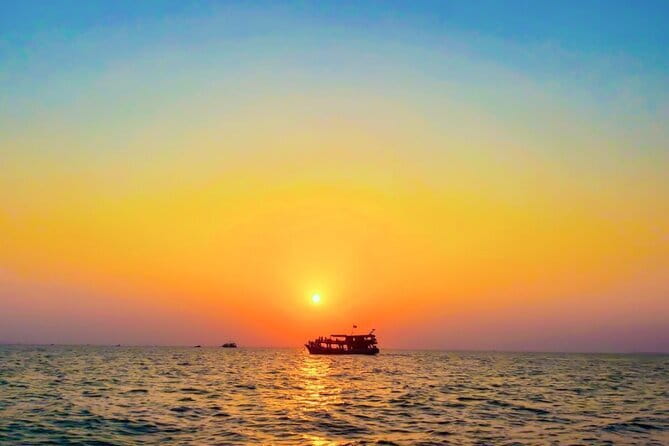 Exploring Phu Quoc Sunset and Night Squid Fishing with Dinner - What the $25 price really includes