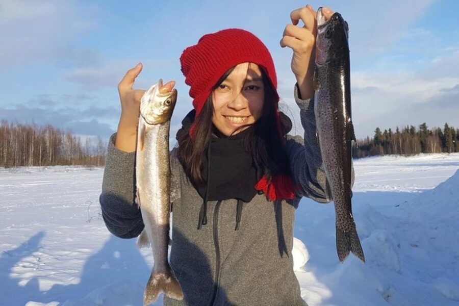 Fairbanks: Guided Ice Fishing Tour - Reindeer sausage, cocoa, and your catch