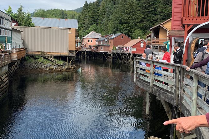 Fish Tales & Ales - 90 minute Historical Walking Tour of Fishing Fleet and Bars - What the $80 price covers