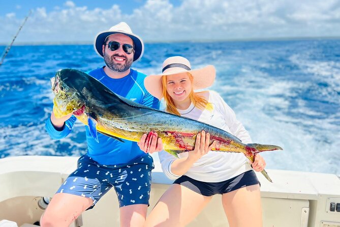 Fishing And Eating Straight From The Sea ( SAONA ISLAND AND PALMILLA) - A private fishing day from Casa de Campo Marina