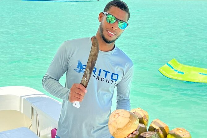 Fishing And Eating Straight From The Sea ( SAONA ISLAND AND PALMILLA) - Should you book the Palmilla yacht day?