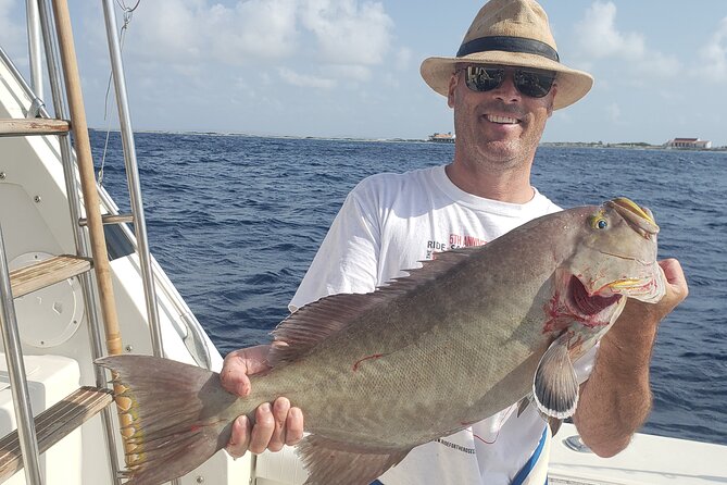 Fishing Charter 4 hours - What the crew adds to the day
