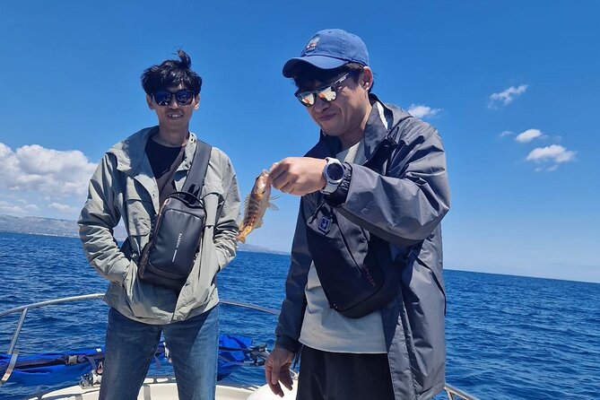 Fishing excursion in the Gulf of Noto for beginners - Trying bottom fishing in calmer water
