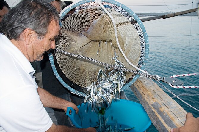 Fishing Experience - Trabucco San Lorenzo - The rustic food break between fishing attempts