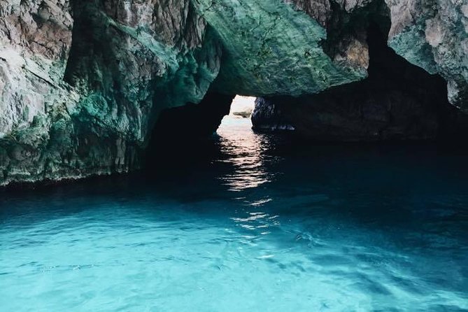 Fishing in the Bay of Sorrento and Capri - A boat tour of Capri’s grottoes and rocks