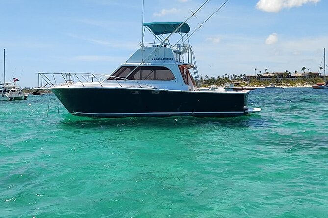 FISHING PRO CHARTERS - Boat Excursion - Divina - A private Punta Cana charter with real fishing potential