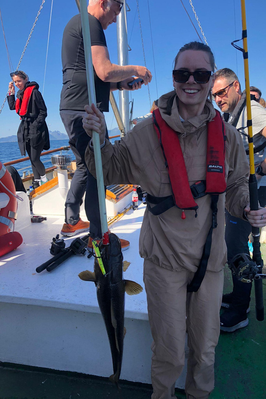 Fishing trip from Henningsvær + free (self caught) fish soup - Fishing time and the question of shared rods