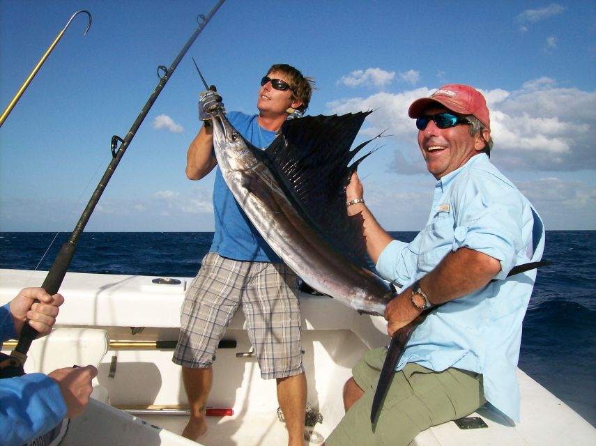 Fort Lauderdale: 4-Hour Sport Fishing Shared Charter - A six-person boat makes this feel like real fishing