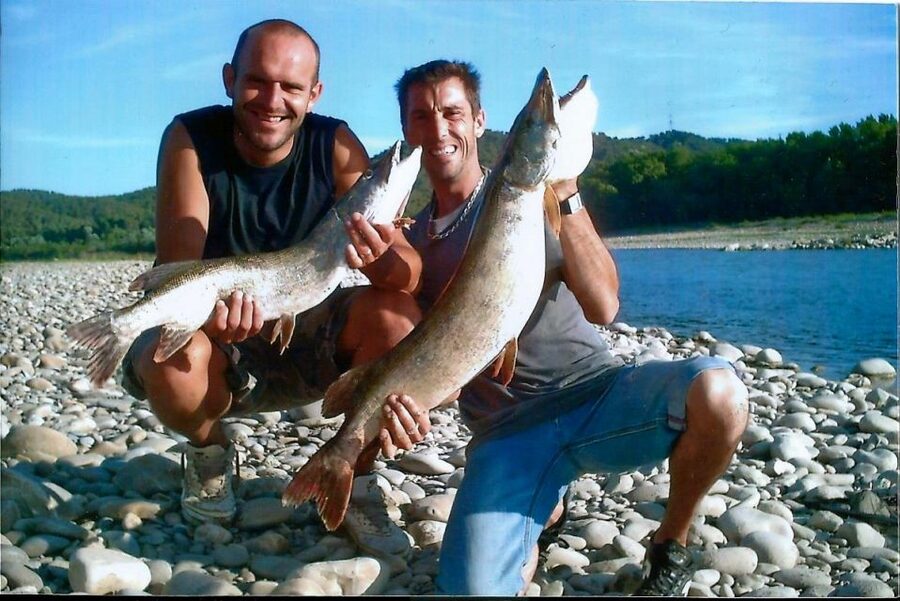 From Aix-en-Provence: 3-Hour Fishing in Provence - Pike, perch, or carp: pick the right style
