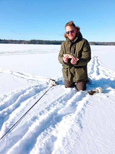 From Helsinki: Bodom Lake Ice Fishing with Food & Drinks - The laavu campfire is the warm payoff