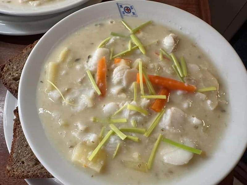 From Svolvær: Taste of Lofoten - Cultural Fishing Experience - Fresh fish soup served at sea